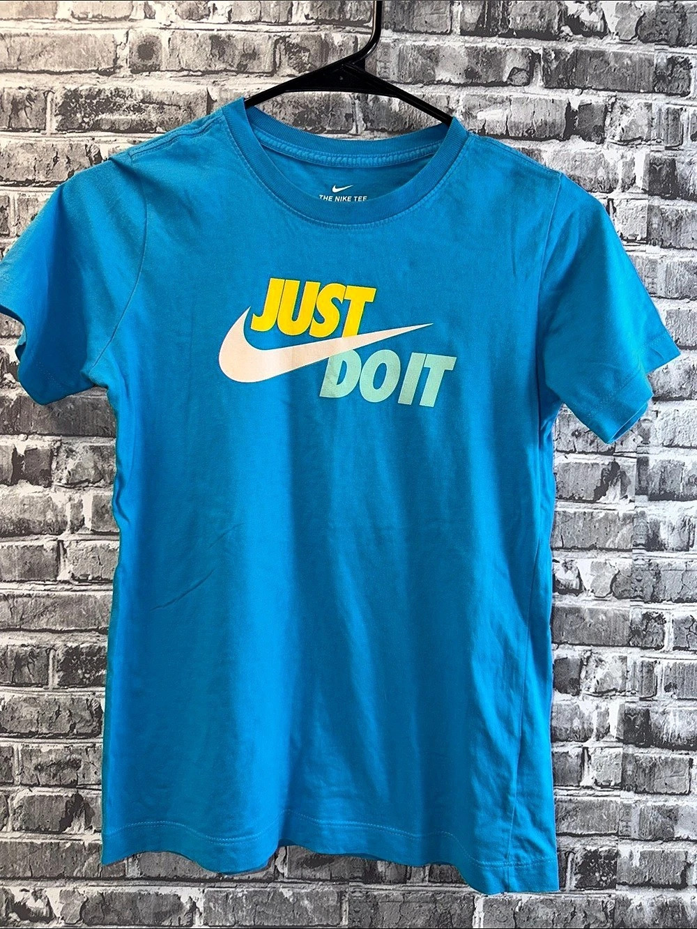 Nike Sportswear Just Do It Graphic Tee Boys Medium Blue & Yellow